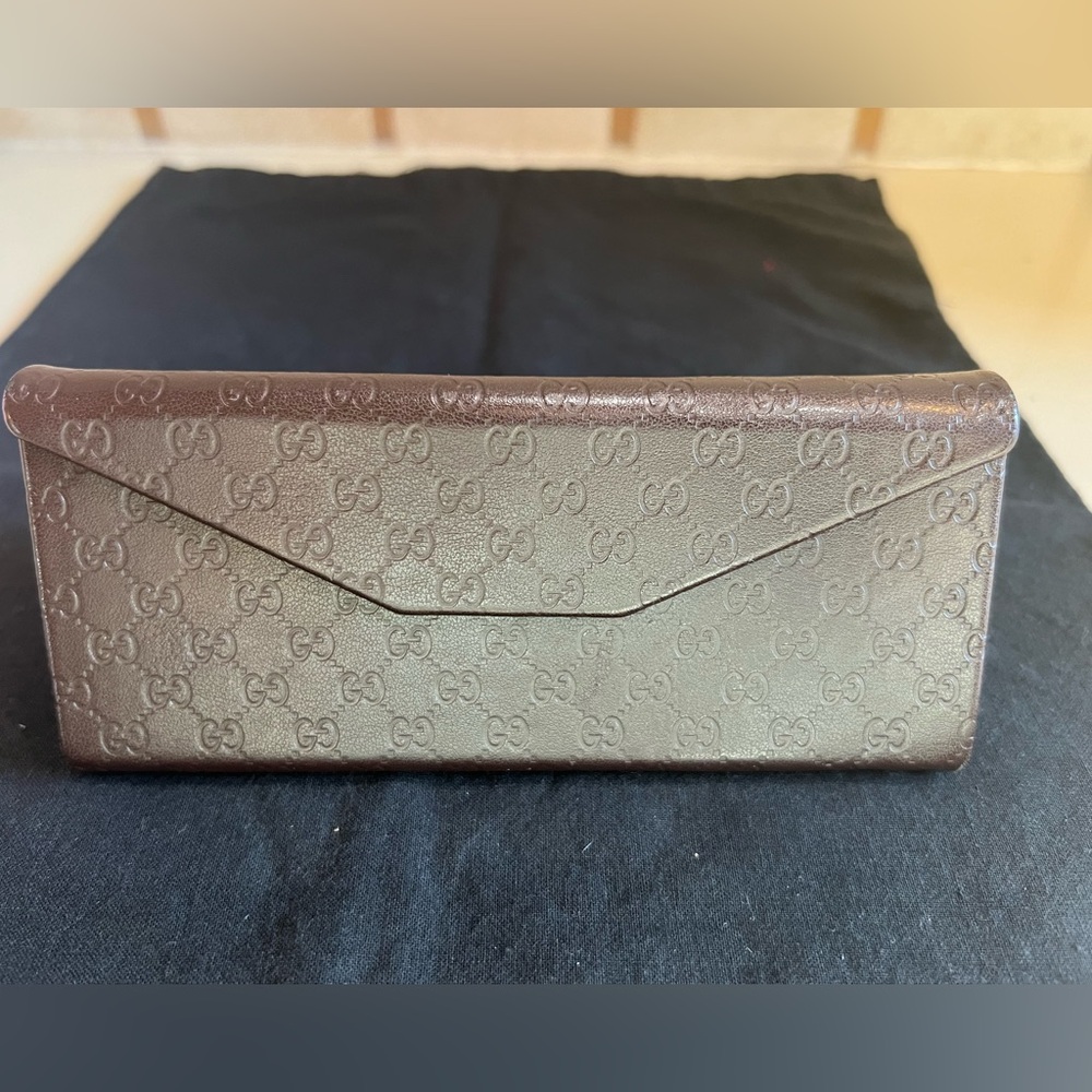 Gucci  Authentic Logo Eyeglass Case